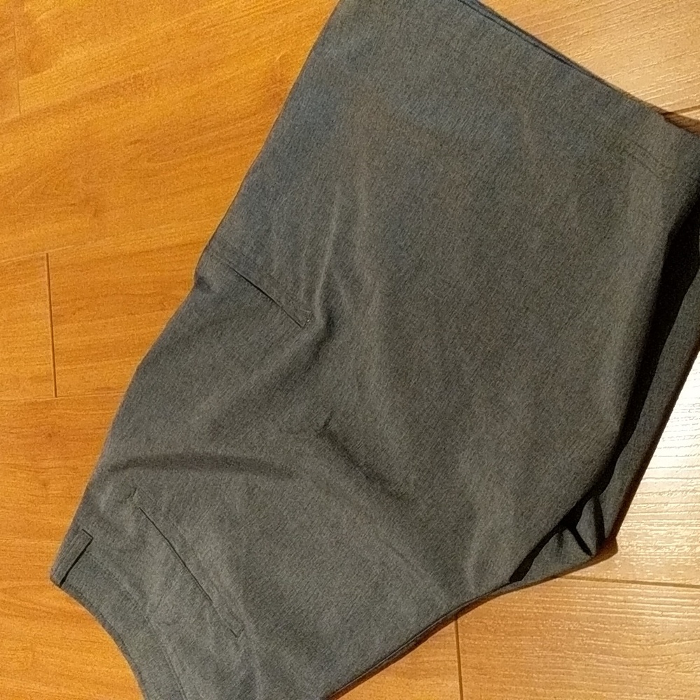 Men's shorts - Picture 3 of 4